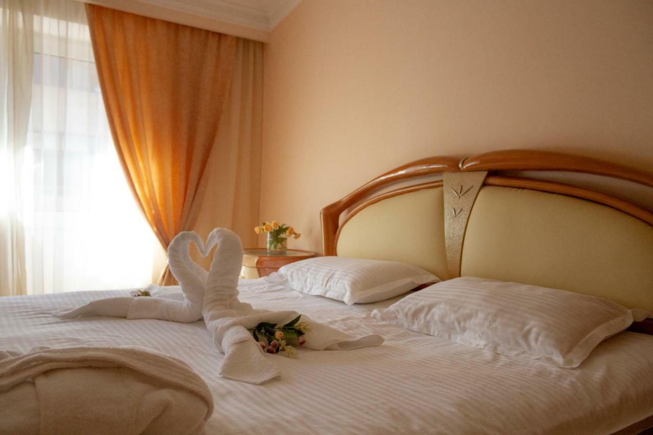 Loft Home In City Center Erywań Zewnętrze zdjęcie